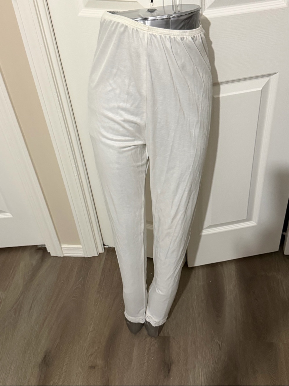 Cuddl dud’s Women’s White Elastic Waist Lounge Pants M